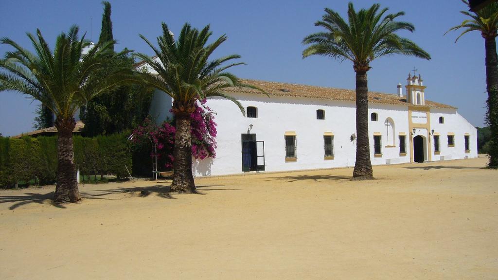 Отель Hacienda La Indiana Лос-Паласьос-и-Вильяфранка Экстерьер фото