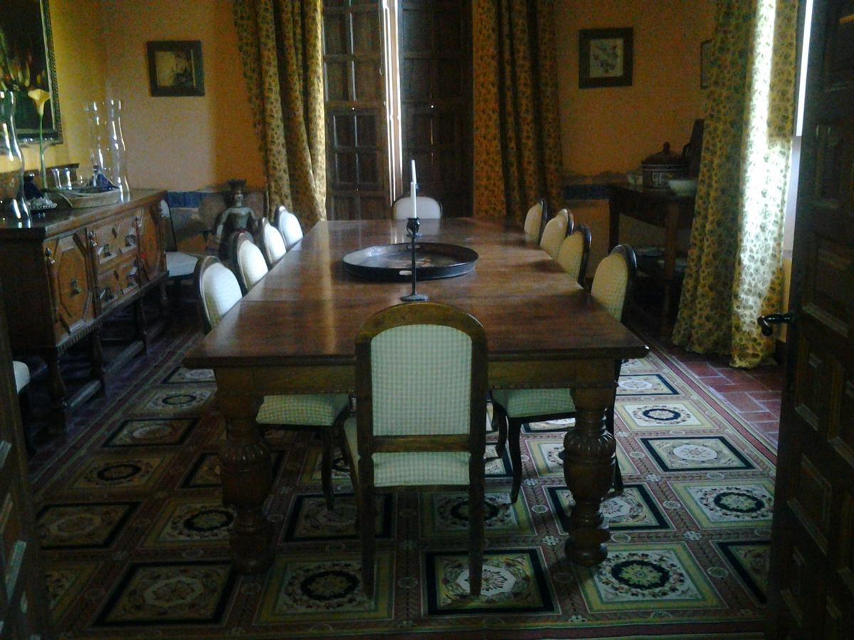 Отель Hacienda La Indiana Лос-Паласьос-и-Вильяфранка Экстерьер фото